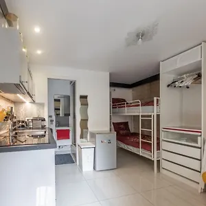 Studio A Et Désinfection Rigoureux Du Logis Appartement